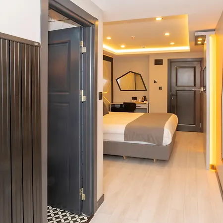 White Corner فندق