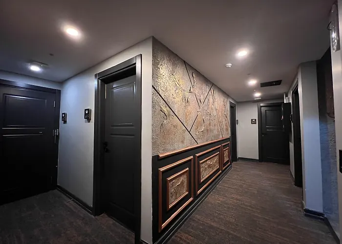 Hotel White Corner 3*