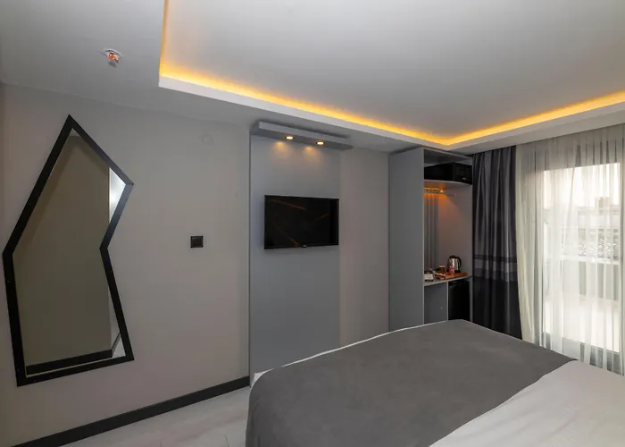 White Corner מלון